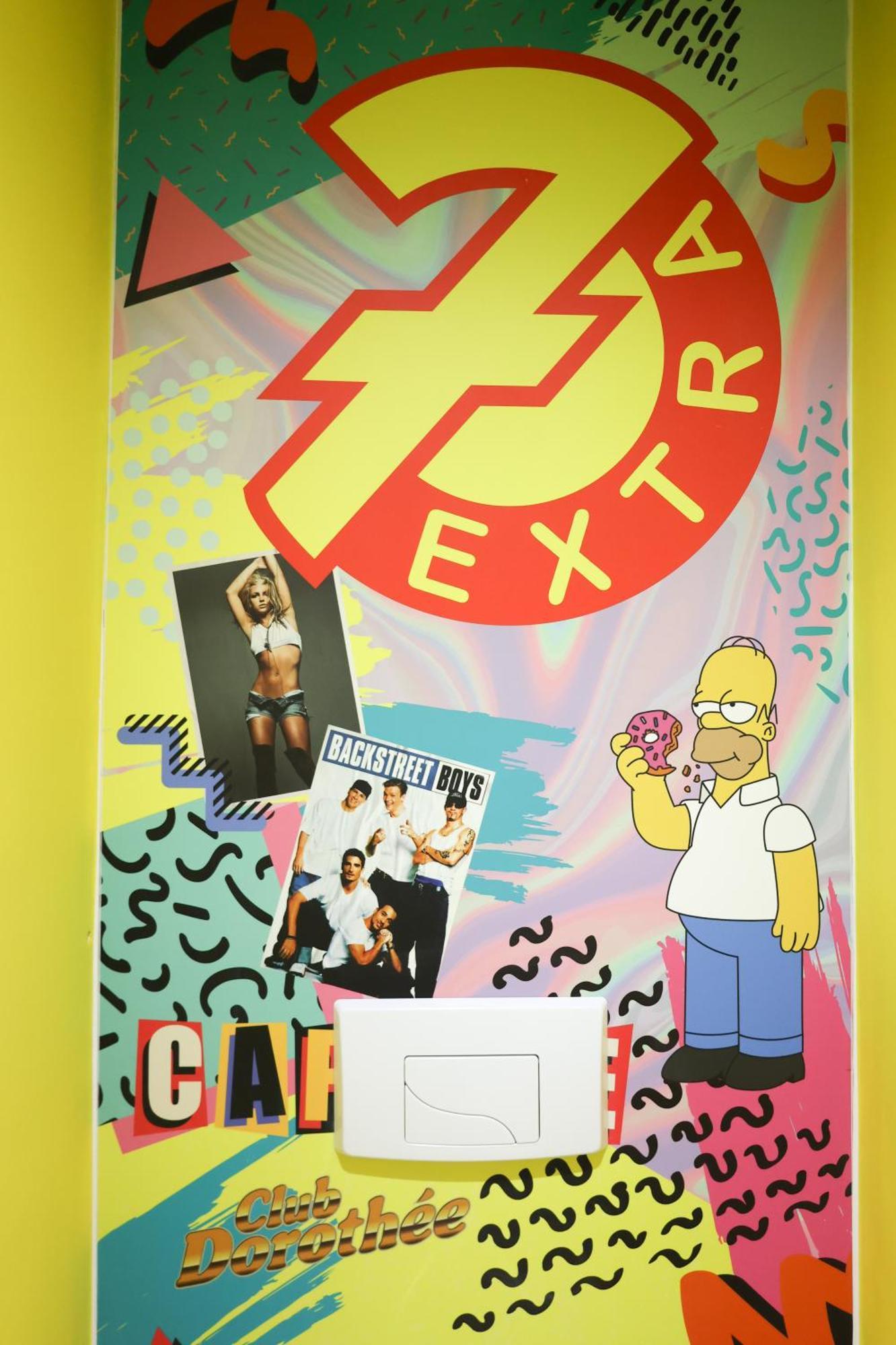 Capsule 90'S - Balneo - Sauna - Flipper - Billard - Netflix - Nintendo Switch & Jeux - Mons Exteriör bild